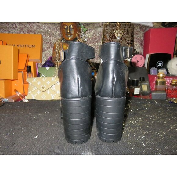 Chunky Platform Ankle buckle Feather embellished heels size 41 or US 9 - Picture 5 of 14